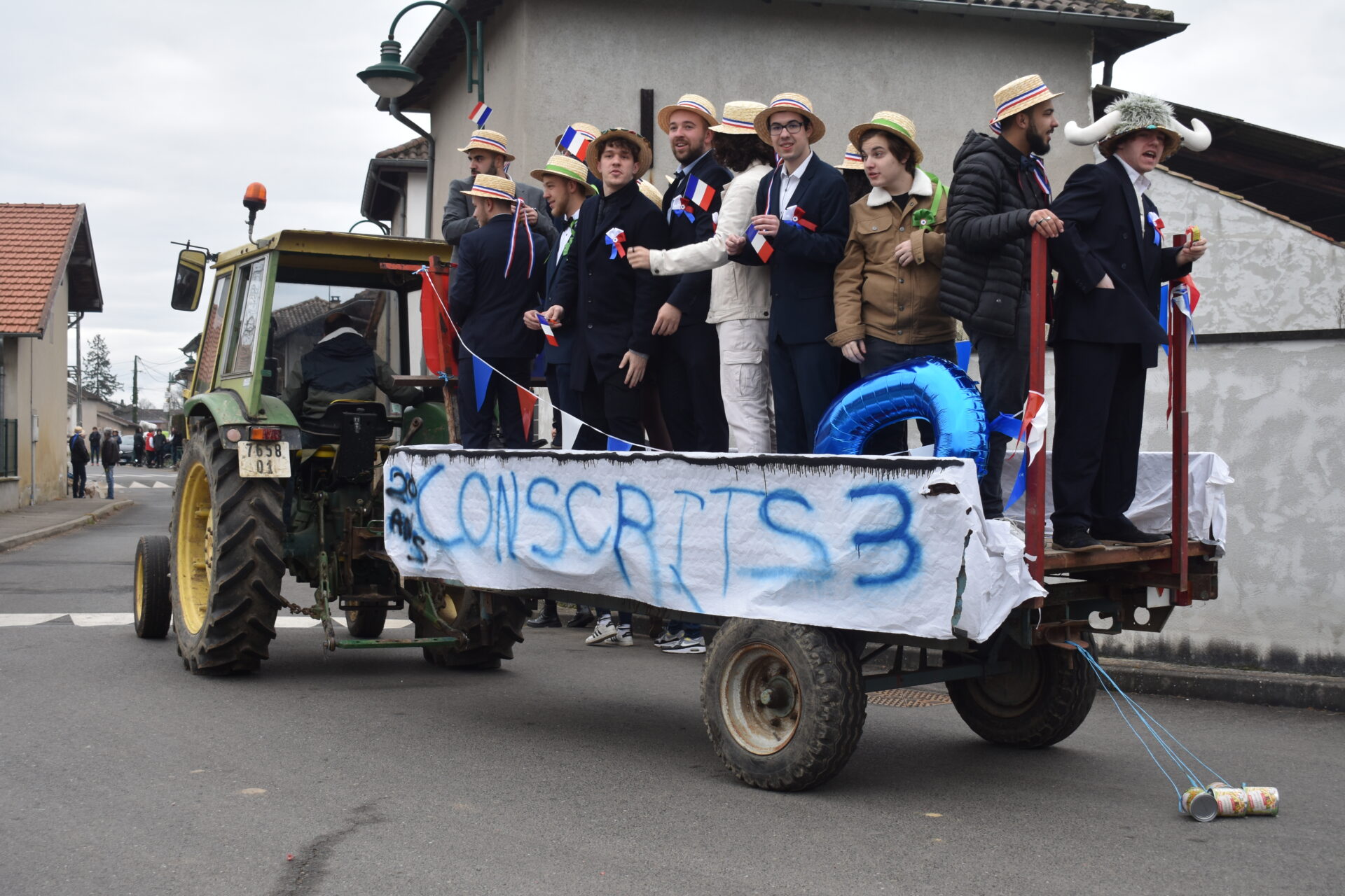 L Aind Pendant Cruzilles L S M Pillat Le Village Renoue Avec Le